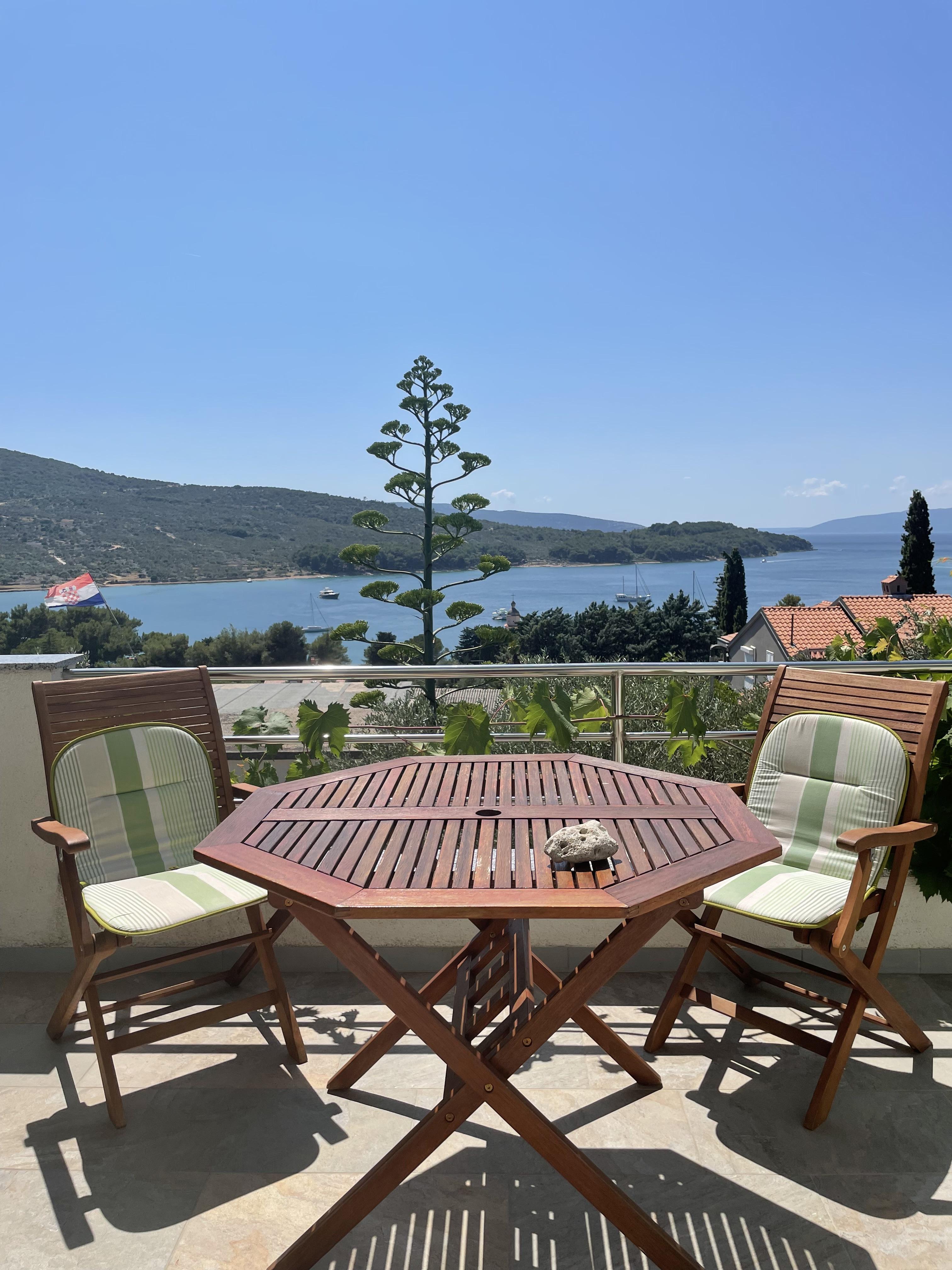 Studio Green thumbnail 3