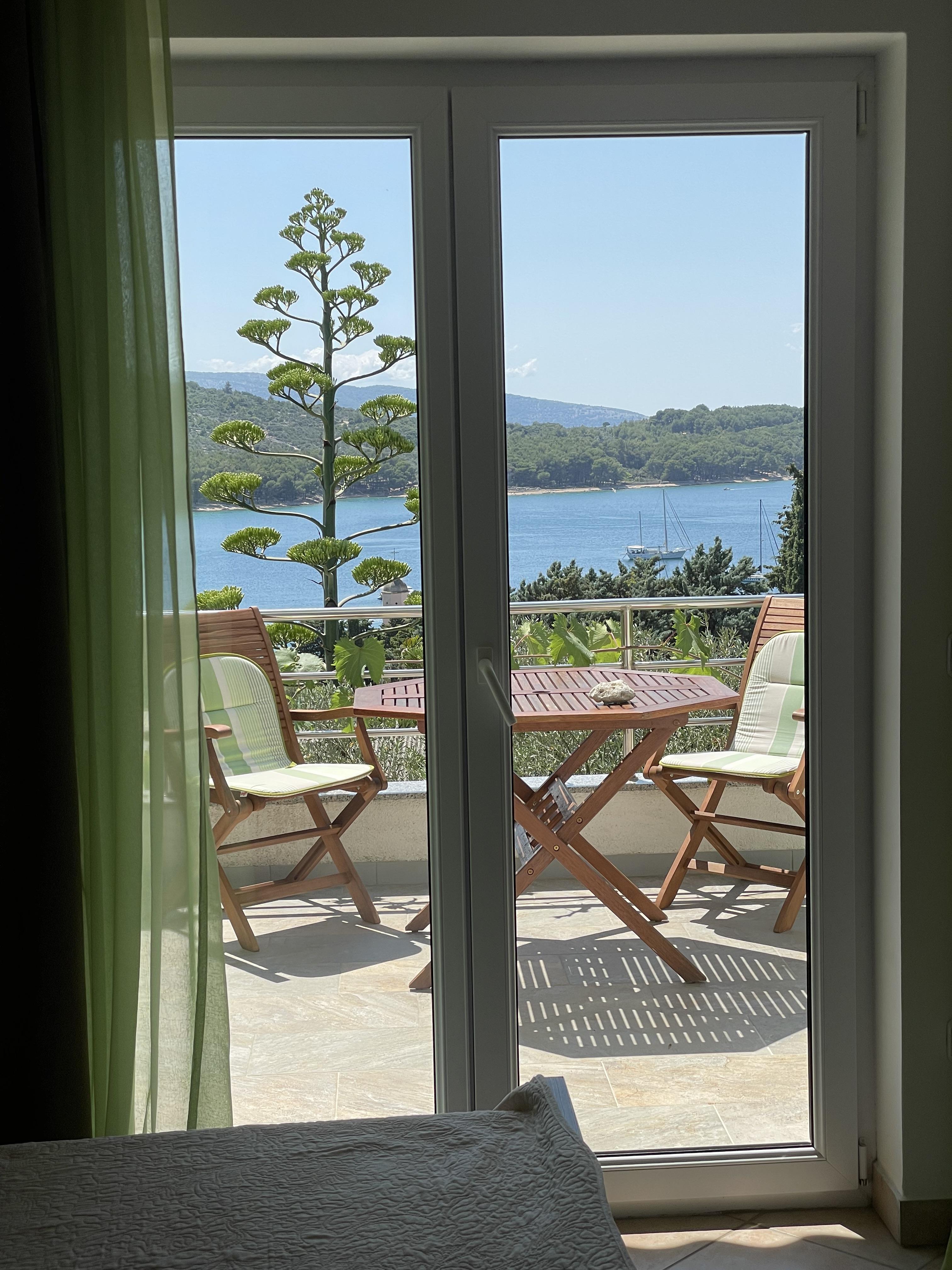 Studio Green thumbnail 2