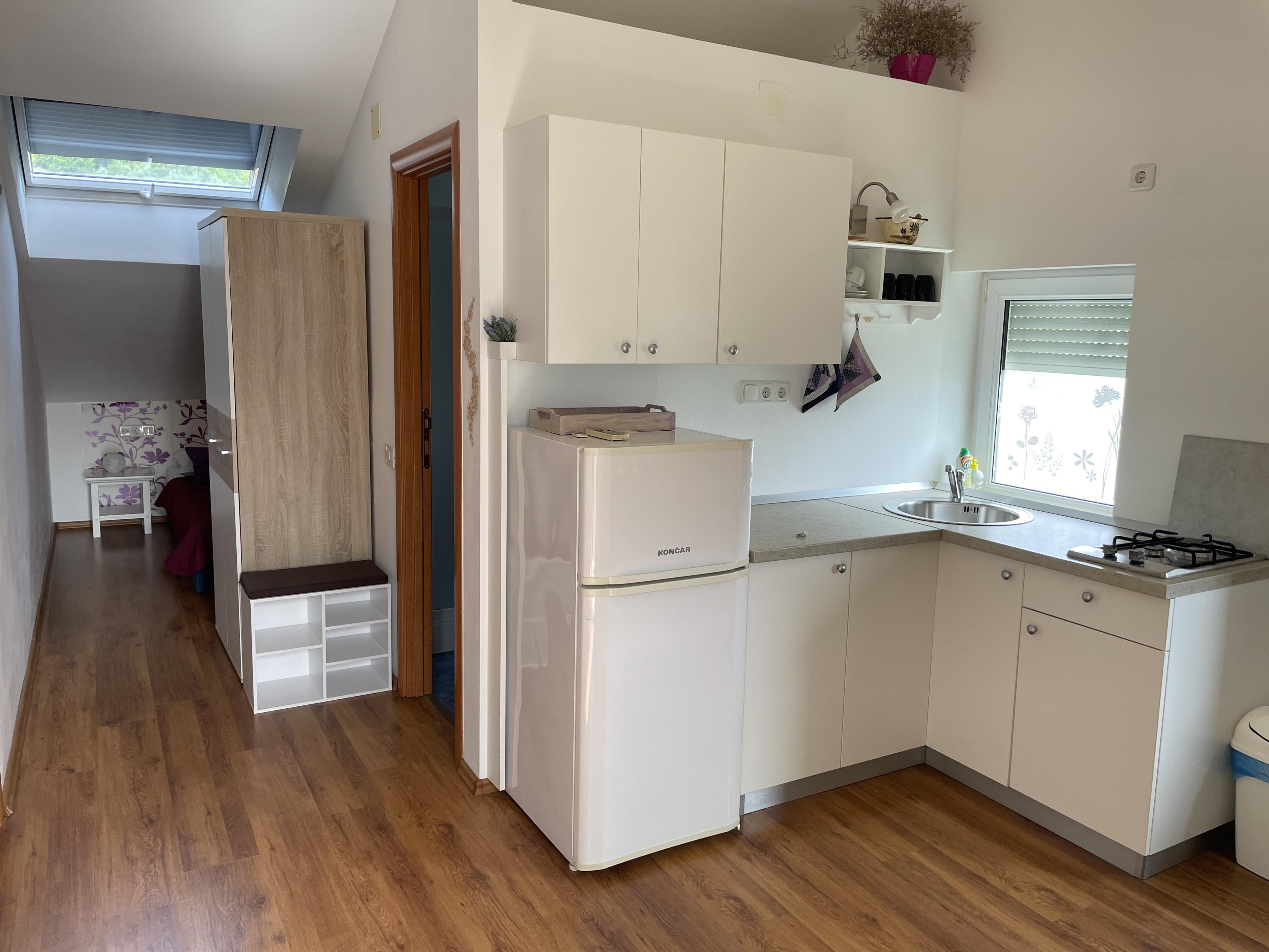 Studio Lila thumbnail 6