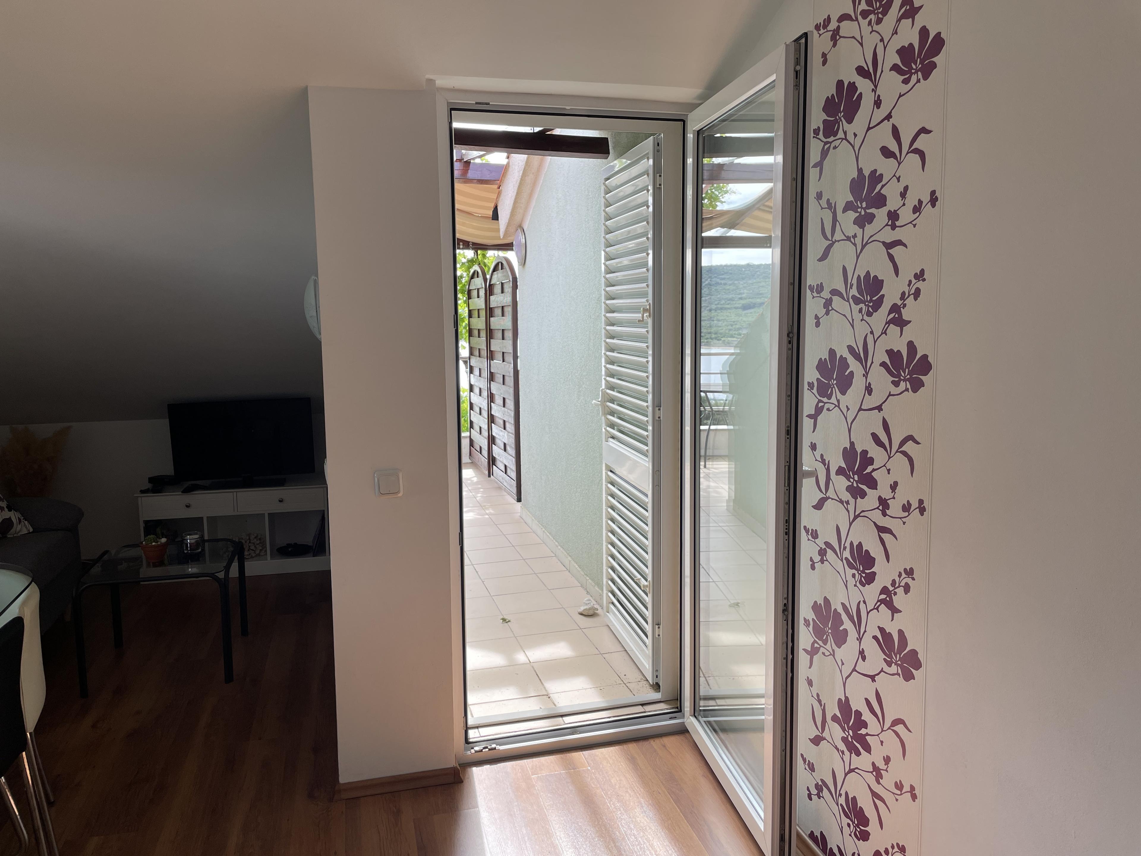 Studio Lila thumbnail 2