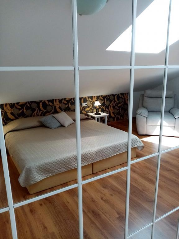 Apartment Orange thumbnail 9