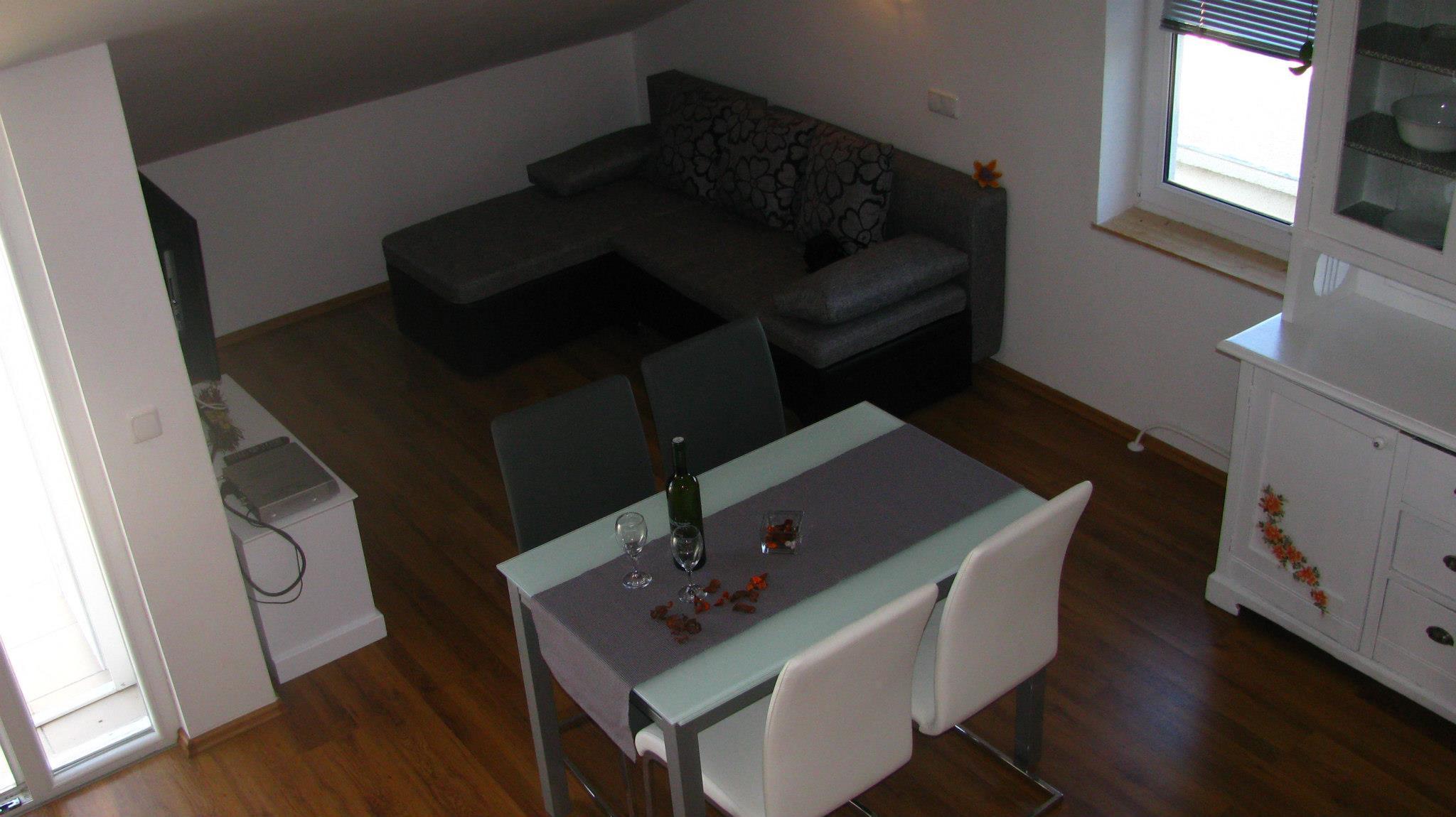 Apartment Orange thumbnail 4