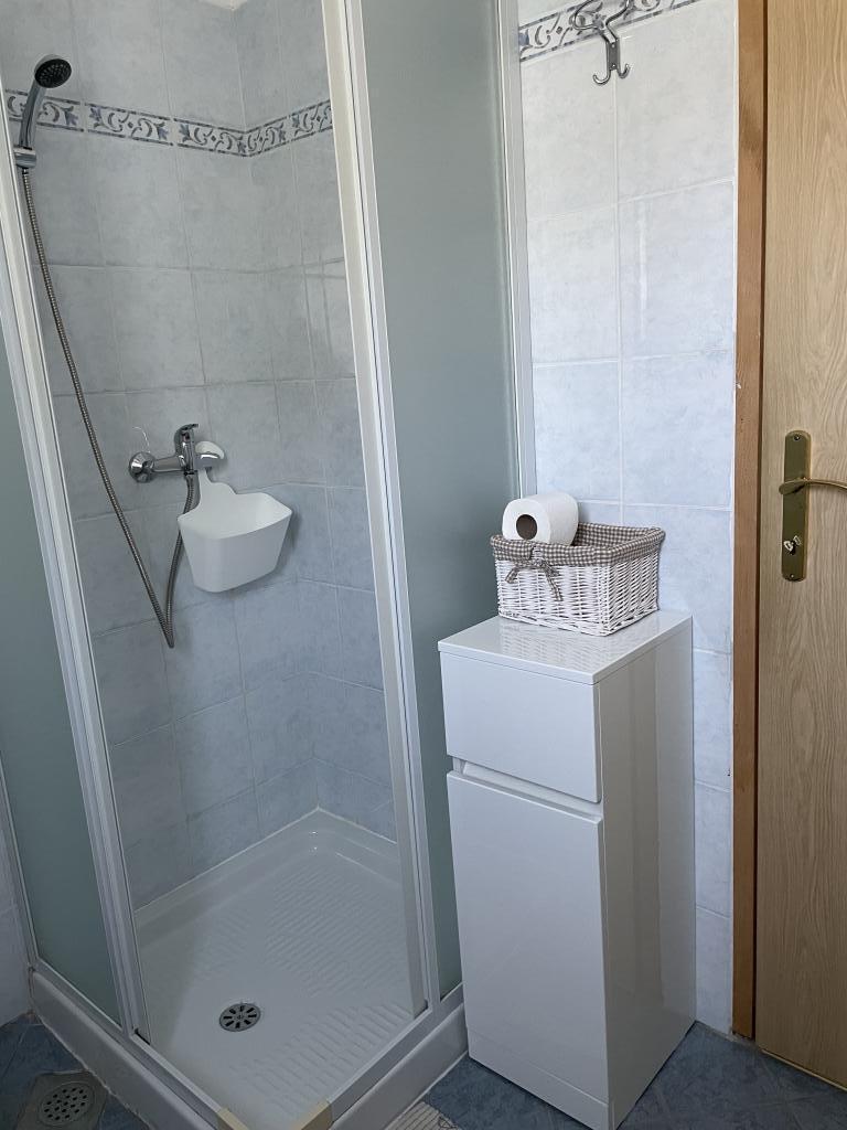 Apartment Red thumbnail 7